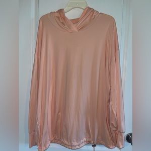 Peach 3X women’s workout shirt by Nine West